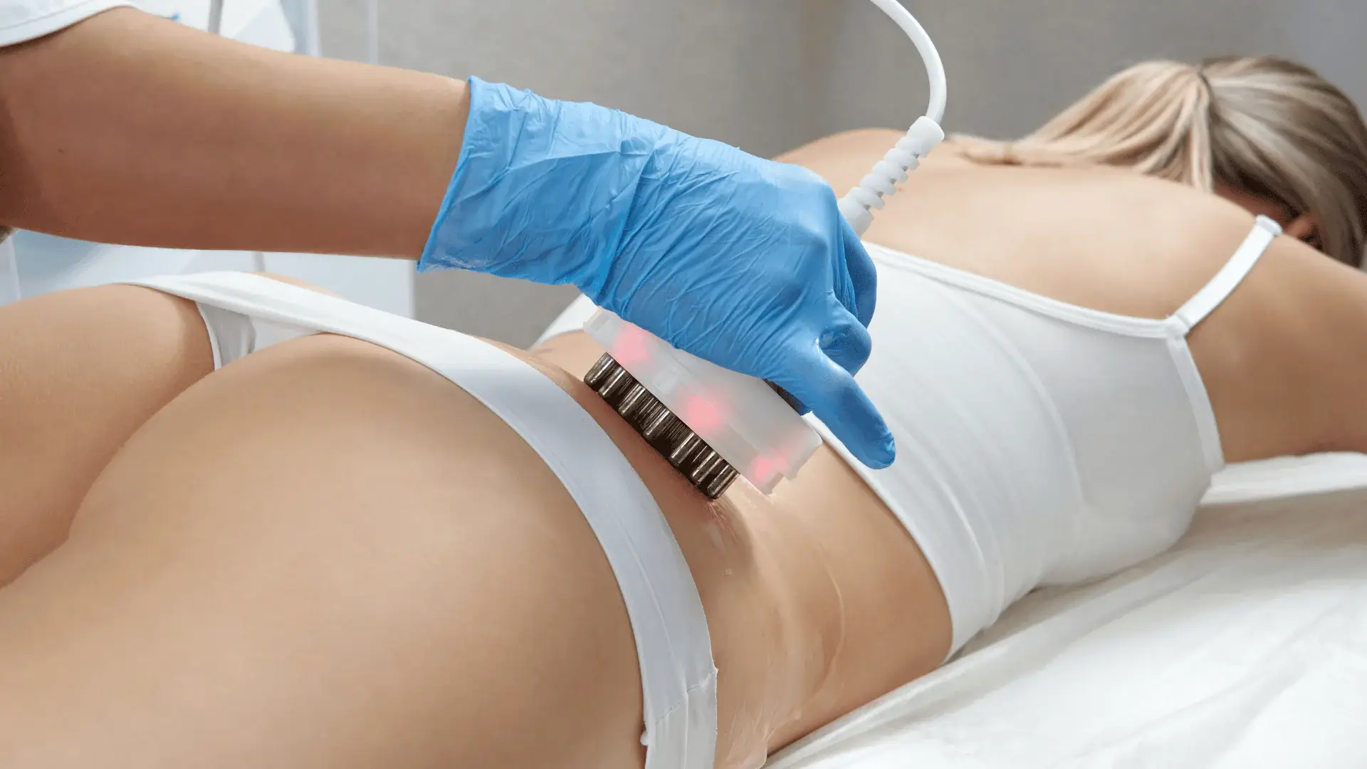 Ultrasonic cavitation body contouring treatment