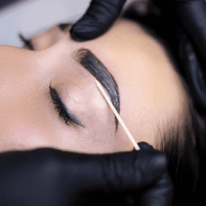 Woman getting her brows tinted at Jazz Beauty clinic
